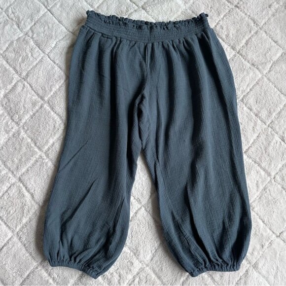 Hatch Maternity | Charcoal "The Beach Pant" | Size 4 - Picture 2 of 12